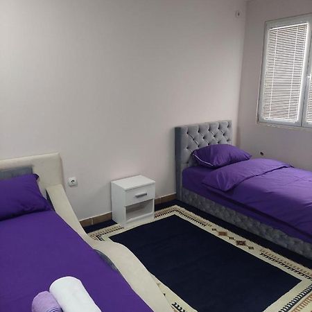 Comfort Пірот Екстер'єр фото